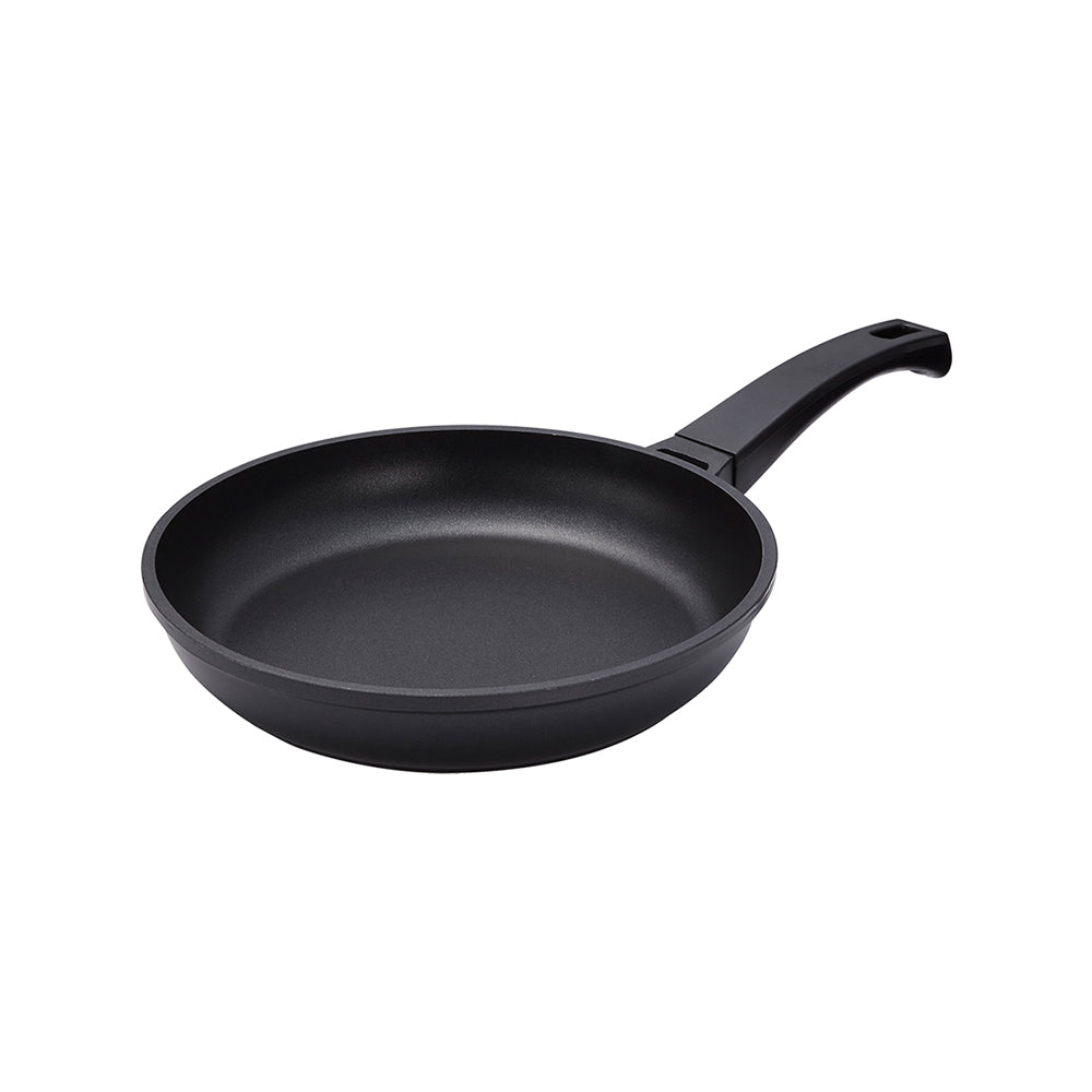 Le idea│PERFECT Japanese-style black gold steel flat frying pan non-stick frying pan IH without lid